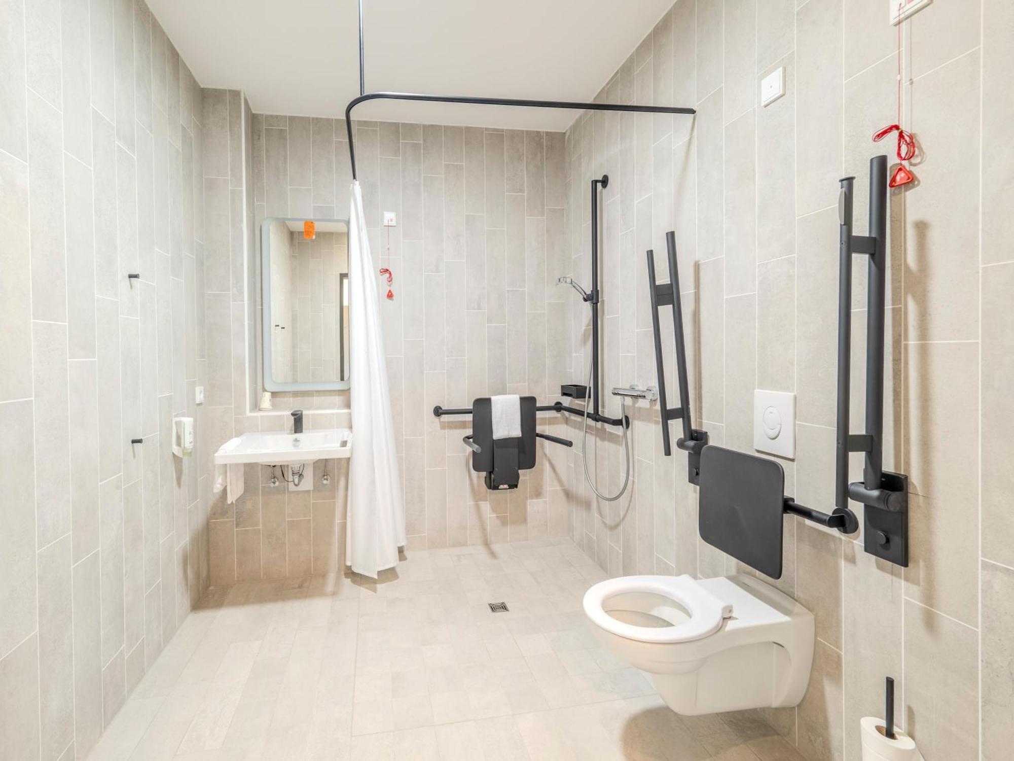 B&B Hotel Offenburg-Hbf Ngoại thất bức ảnh