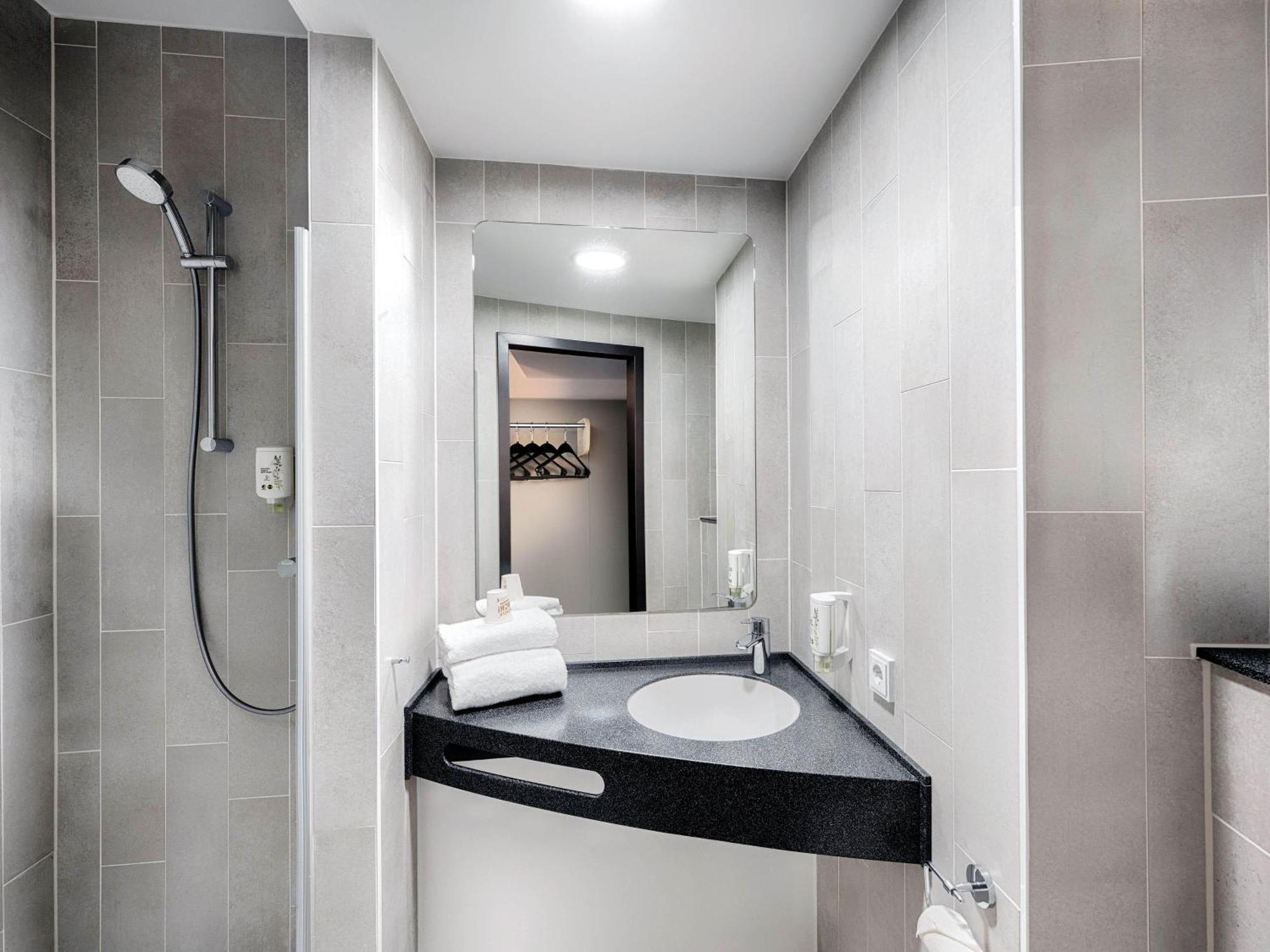 B&B Hotel Offenburg-Hbf Ngoại thất bức ảnh